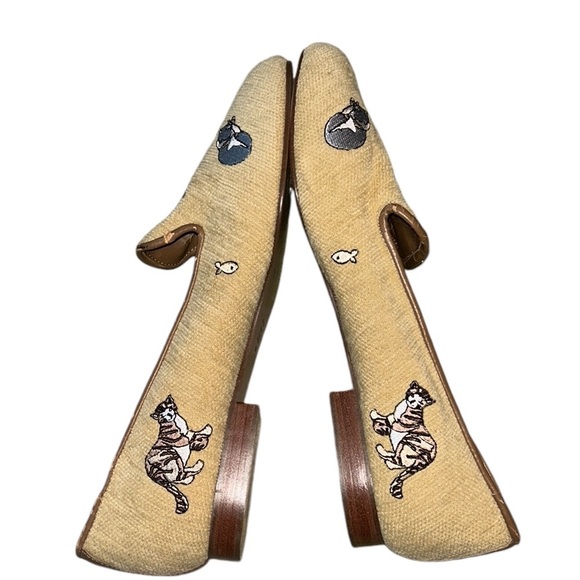 Storybook Knits Tan Embroidered Cats Cloth Loafers - 9.5 - Picture 8 of 13